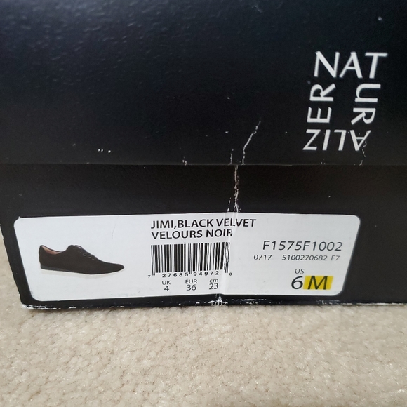 Naturalizer Jimi black velvet lace up sneakers shoes 6 padded white rubber sole - Picture 14 of 14